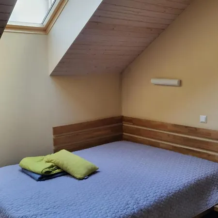Pilis 1 Apartment *
